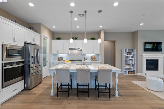 7143 Lakehead Way, Discovery Bay, CA 94505