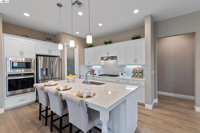 7143 Lakehead Way, Discovery Bay, CA 94505