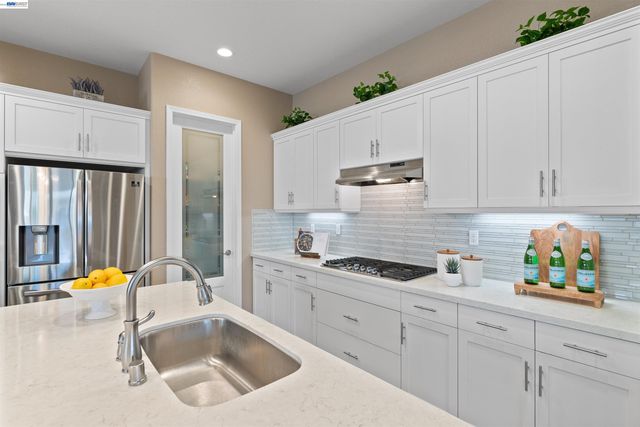 7143 Lakehead Way, Discovery Bay, CA 94505