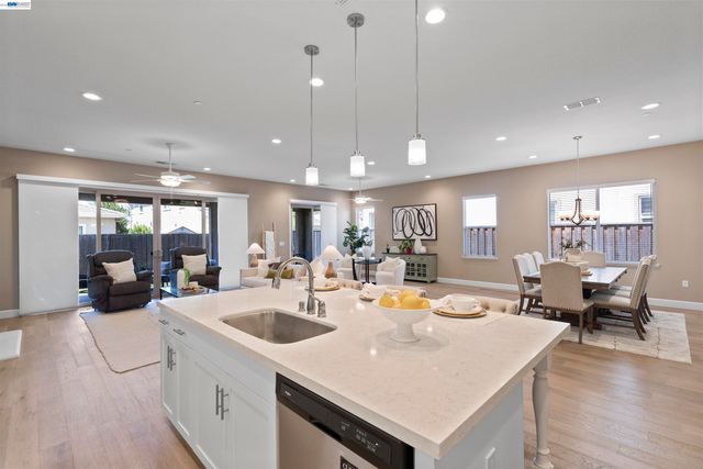 7143 Lakehead Way, Discovery Bay, CA 94505