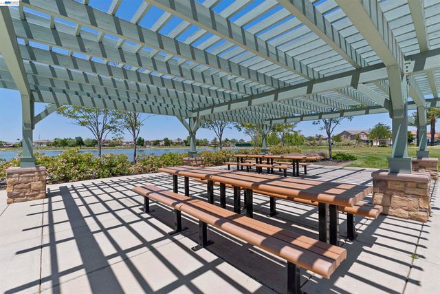 7143 Lakehead Way, Discovery Bay, CA 94505