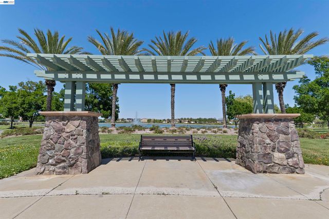 7143 Lakehead Way, Discovery Bay, CA 94505