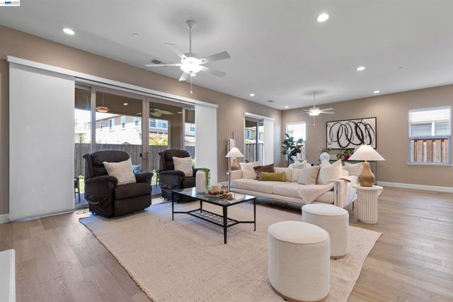 7143 Lakehead Way, Discovery Bay, CA 94505