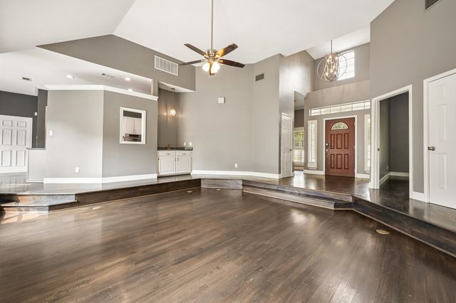 1380 Meandro Ria Lane, Fairview, TX 75069