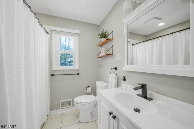 21 Joseph Pl, Wayne Twp., NJ 07470