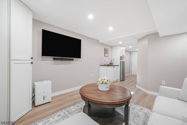 21 Joseph Pl, Wayne Twp., NJ 07470