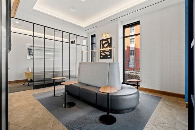1515 Commonwealth Ave 807, Boston, MA 02135