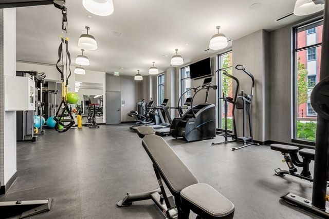 1515 Commonwealth Ave 807, Boston, MA 02135