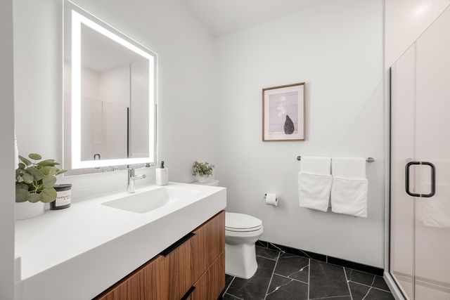 1515 Commonwealth Ave 807, Boston, MA 02135