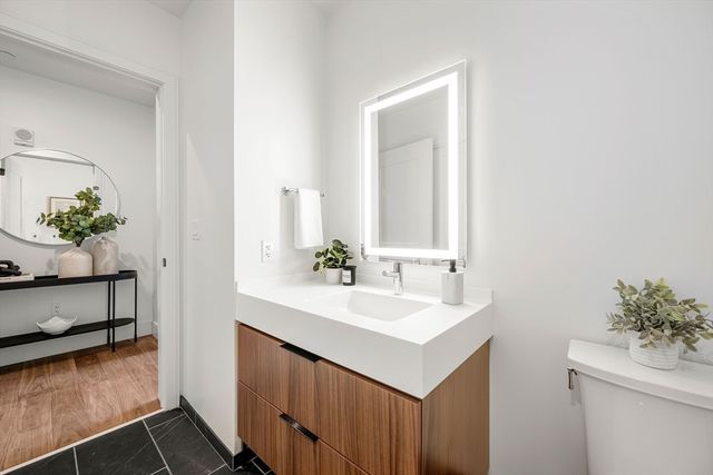 1515 Commonwealth Ave 807, Boston, MA 02135