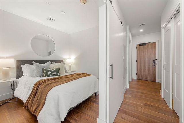 1515 Commonwealth Ave 807, Boston, MA 02135
