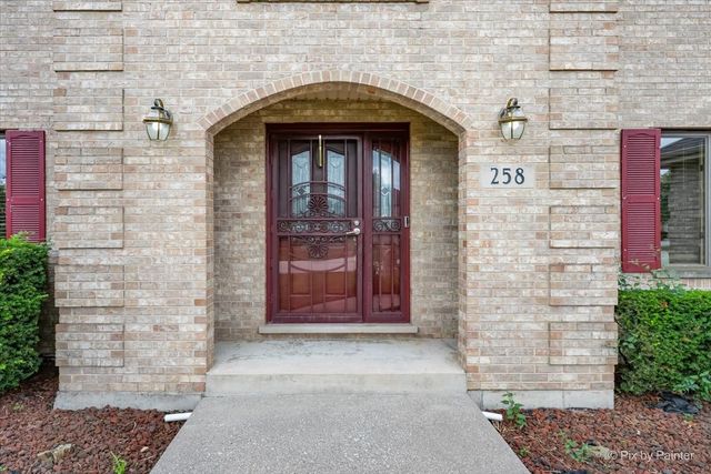 258 Cove Drive, Flossmoor, IL 60422