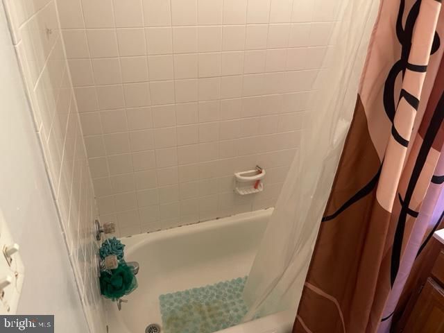 904 S 8TH ST, Philadelphia, PA 19147