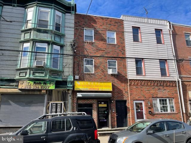 904 S 8TH ST, Philadelphia, PA 19147
