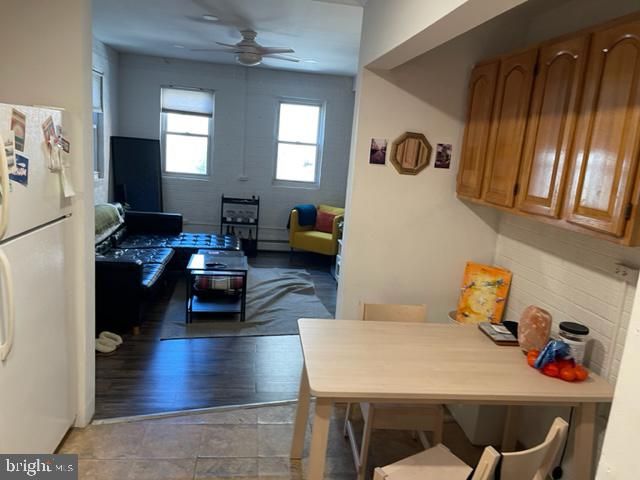 904 S 8TH ST, Philadelphia, PA 19147