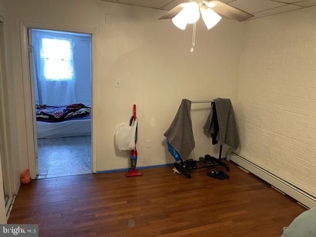 904 S 8TH ST, Philadelphia, PA 19147