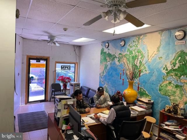 904 S 8TH ST, Philadelphia, PA 19147