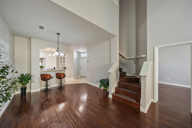 2351 Summit Way, Houston, TX 77339