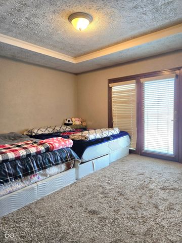 810 Padre Lane, Greenwood, IN 46143