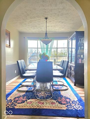 810 Padre Lane, Greenwood, IN 46143