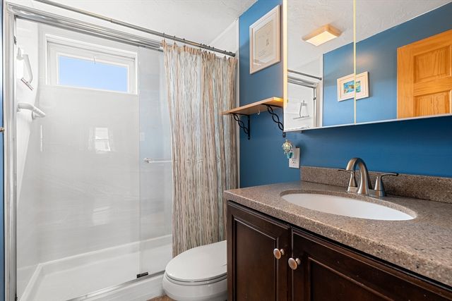 9 Amherst Rd, Braintree, MA 02184