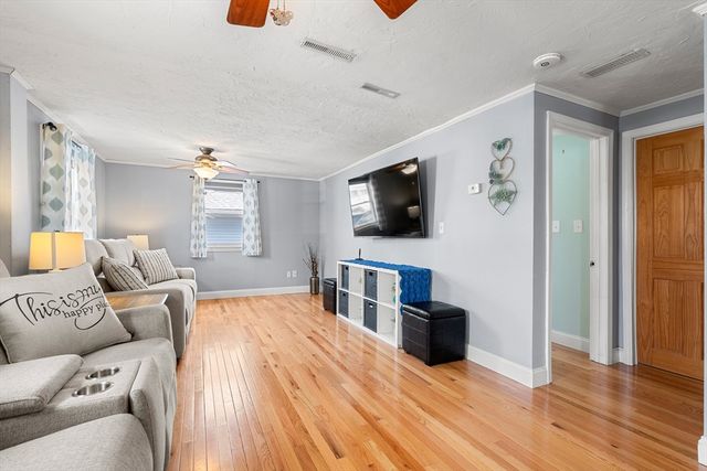 9 Amherst Rd, Braintree, MA 02184