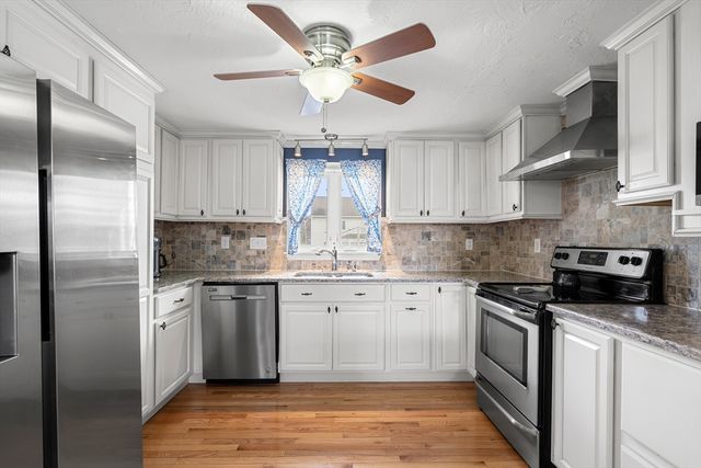 9 Amherst Rd, Braintree, MA 02184