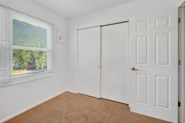 801 E Hackley Avenue, Des Moines, IA 50315