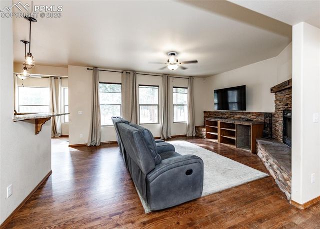 10916 Silver Mountain Point, Colorado Springs, CO 80908