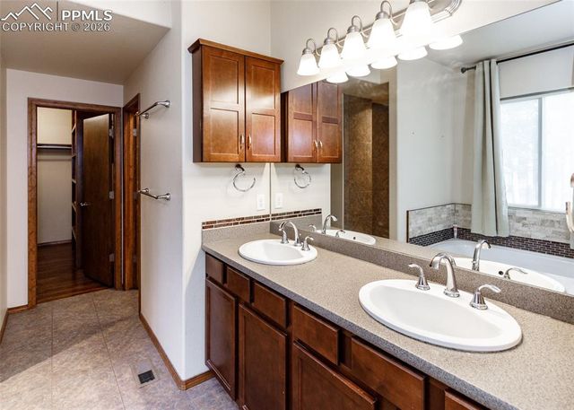 10916 Silver Mountain Point, Colorado Springs, CO 80908