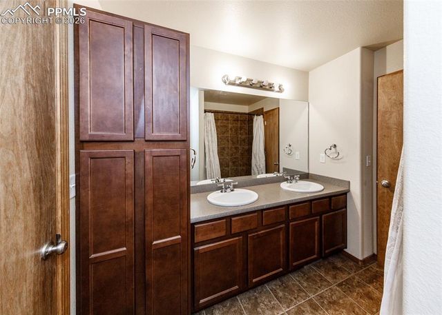 10916 Silver Mountain Point, Colorado Springs, CO 80908