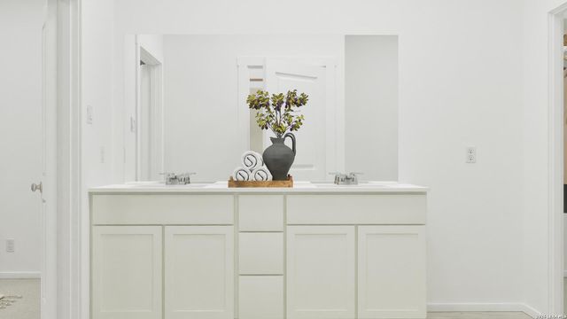 13324 Charnockite Trails, Elmendorf, TX 78112