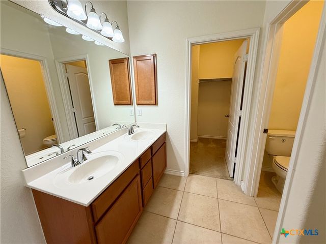 2065 Oxbow Circle, New Braunfels, TX 78130