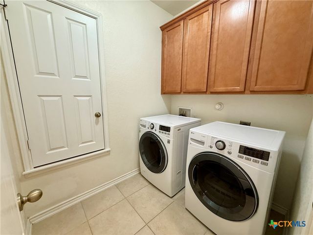 2065 Oxbow Circle, New Braunfels, TX 78130