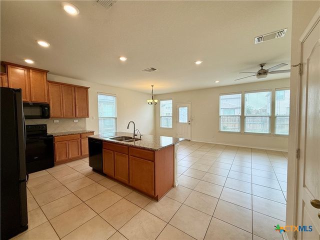 2065 Oxbow Circle, New Braunfels, TX 78130