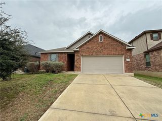 2065 Oxbow Circle, New Braunfels, TX 78130