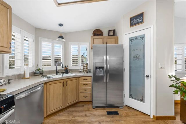 1030 E Avenue SPC 130 South, Palmdale, CA 93550