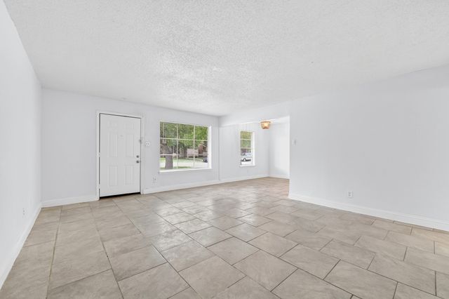3016 Tudor Lane, Irving, TX 75060