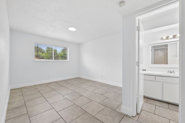 3016 Tudor Lane, Irving, TX 75060