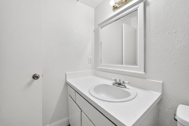 3016 Tudor Lane, Irving, TX 75060