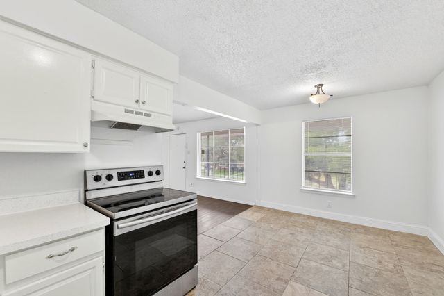 3016 Tudor Lane, Irving, TX 75060