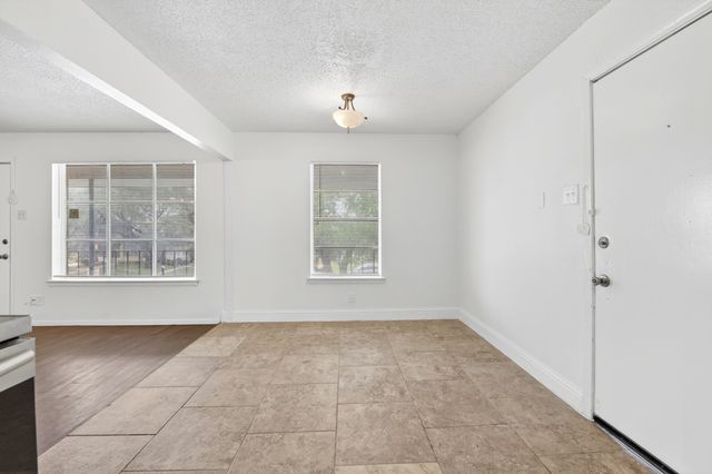 3016 Tudor Lane, Irving, TX 75060