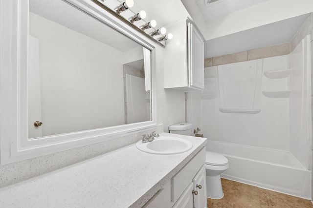3016 Tudor Lane, Irving, TX 75060