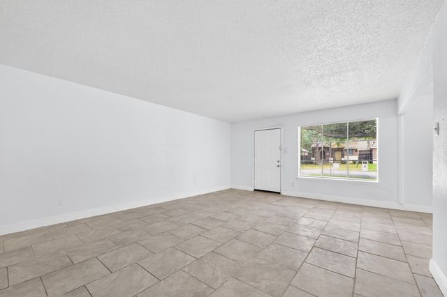 3016 Tudor Lane, Irving, TX 75060
