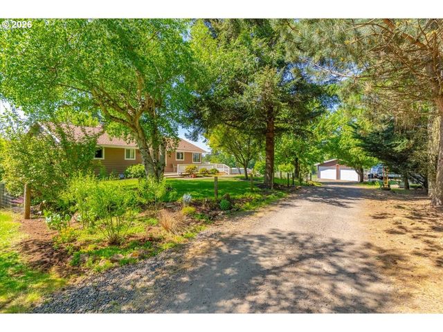 8471 TYRONE Ln, Salem, OR 97317