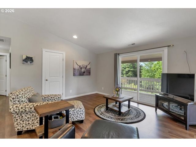 8471 TYRONE Ln, Salem, OR 97317