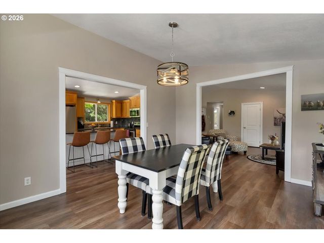 8471 TYRONE Ln, Salem, OR 97317
