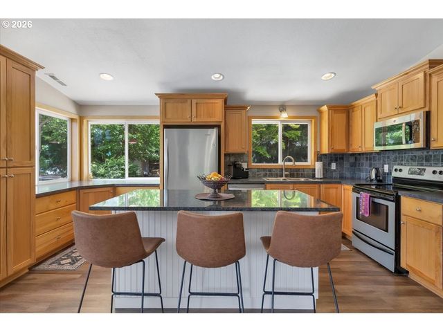 8471 TYRONE Ln, Salem, OR 97317
