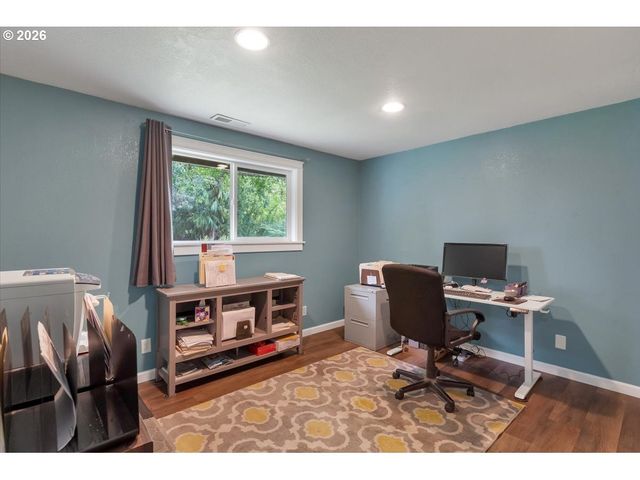 8471 TYRONE Ln, Salem, OR 97317