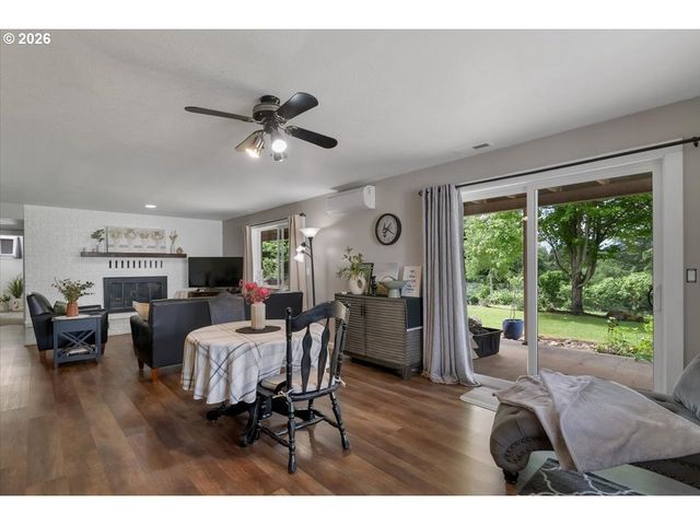 8471 TYRONE Ln, Salem, OR 97317